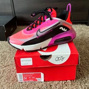 Nike air max 2090, 5.5y